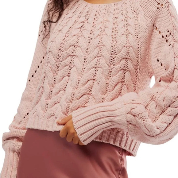 Free People Sweaters - Free People Pink Sandre Cable Stitch Pullover Sweater Size Medium‎ NEW
